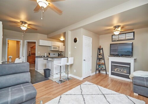 Check Expedia for Availability of Sunrise Condo