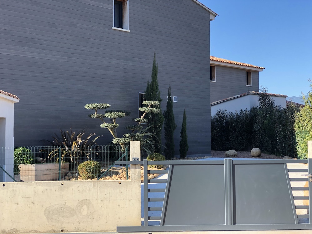 Luxury Private Pool Villa 500m From The Beach St Cyprien