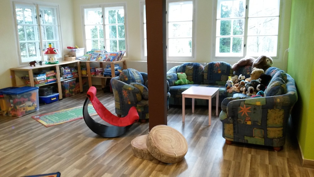 Pension Hollandheim Waschleithe In Gruenhain Beierfeld Cheap