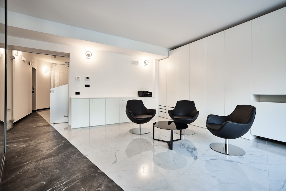 Photo - La Perla by Sedar