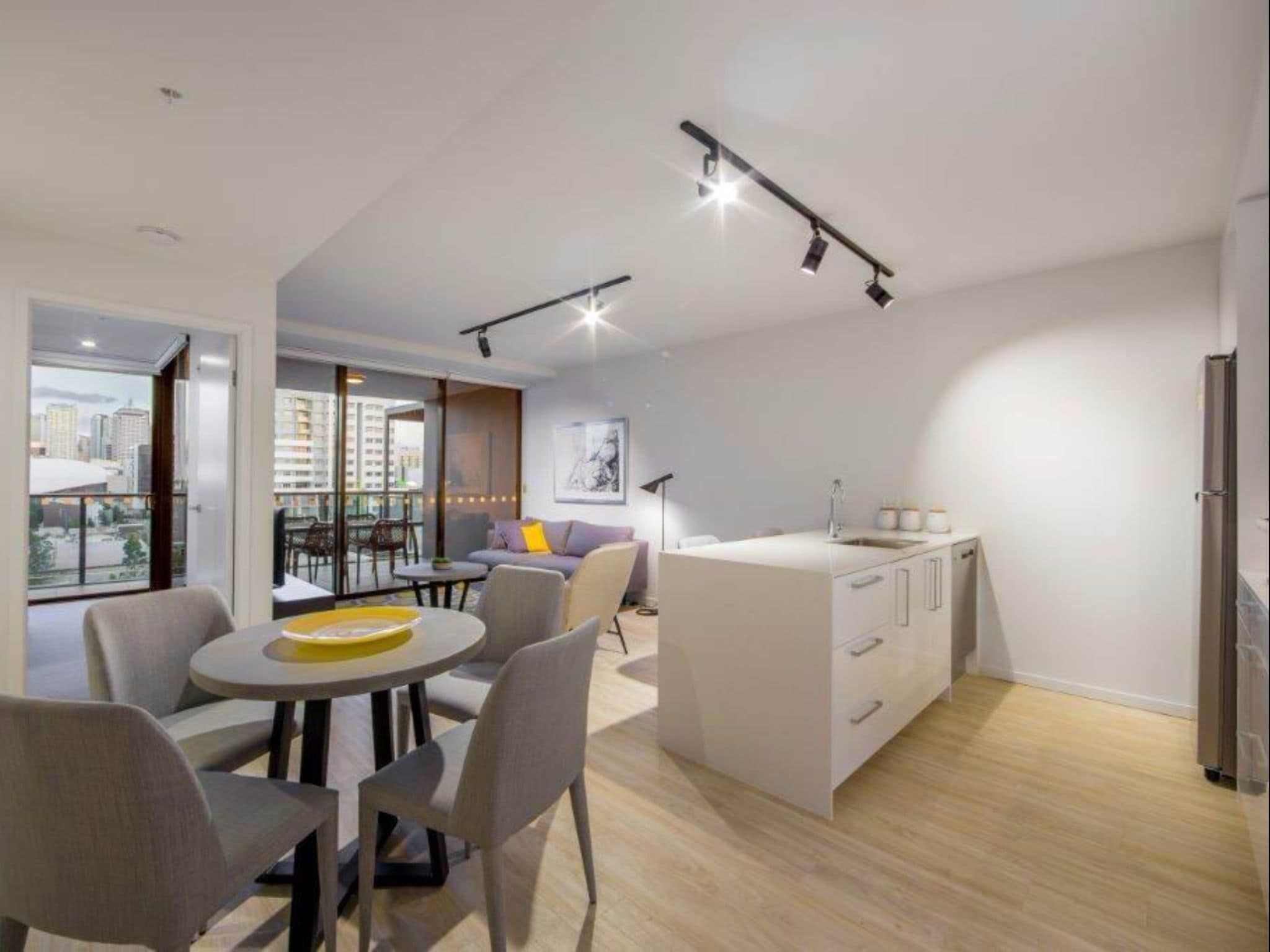 Astra Apartments Arena