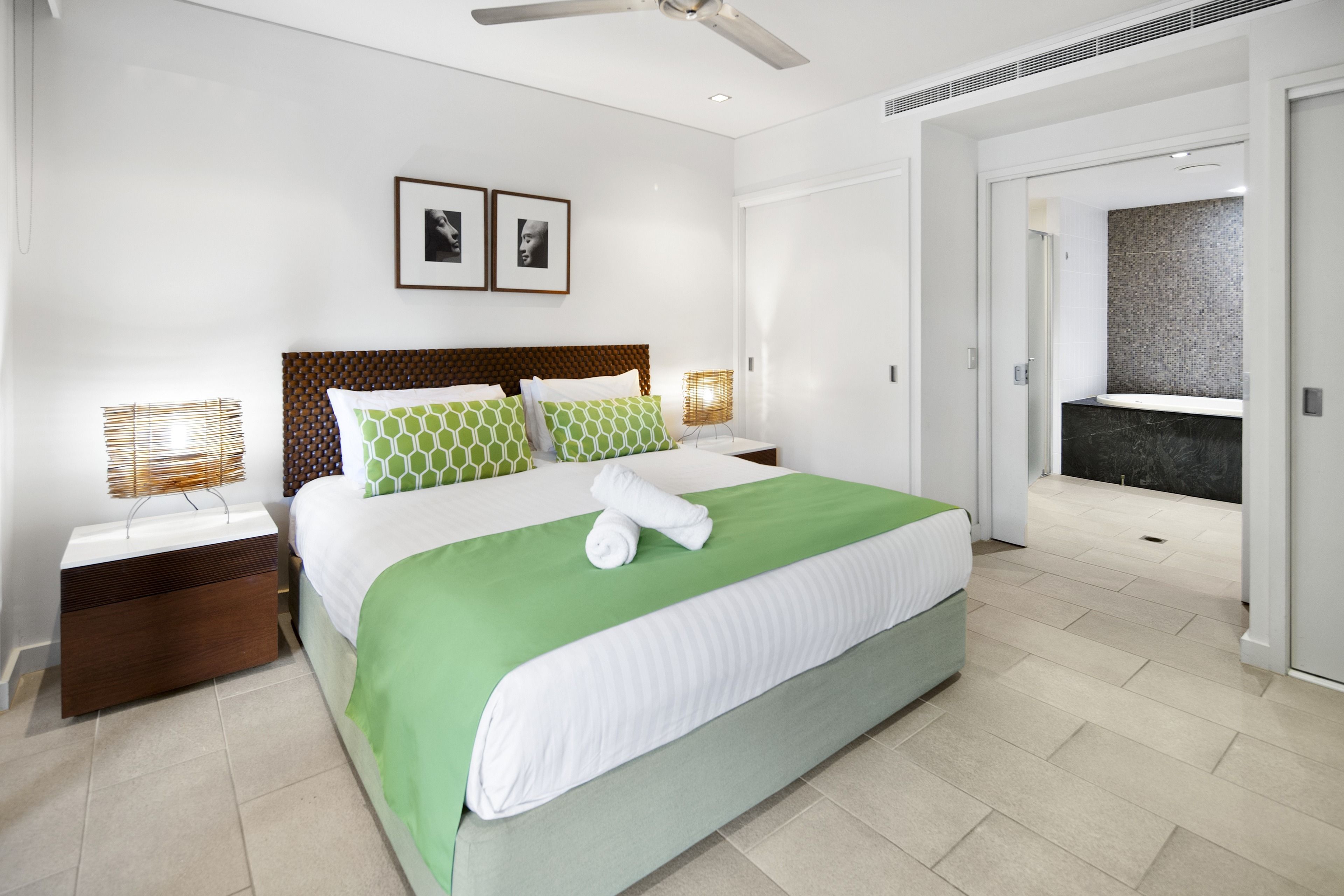 Temple 221 2BR Resort Spa Apartment