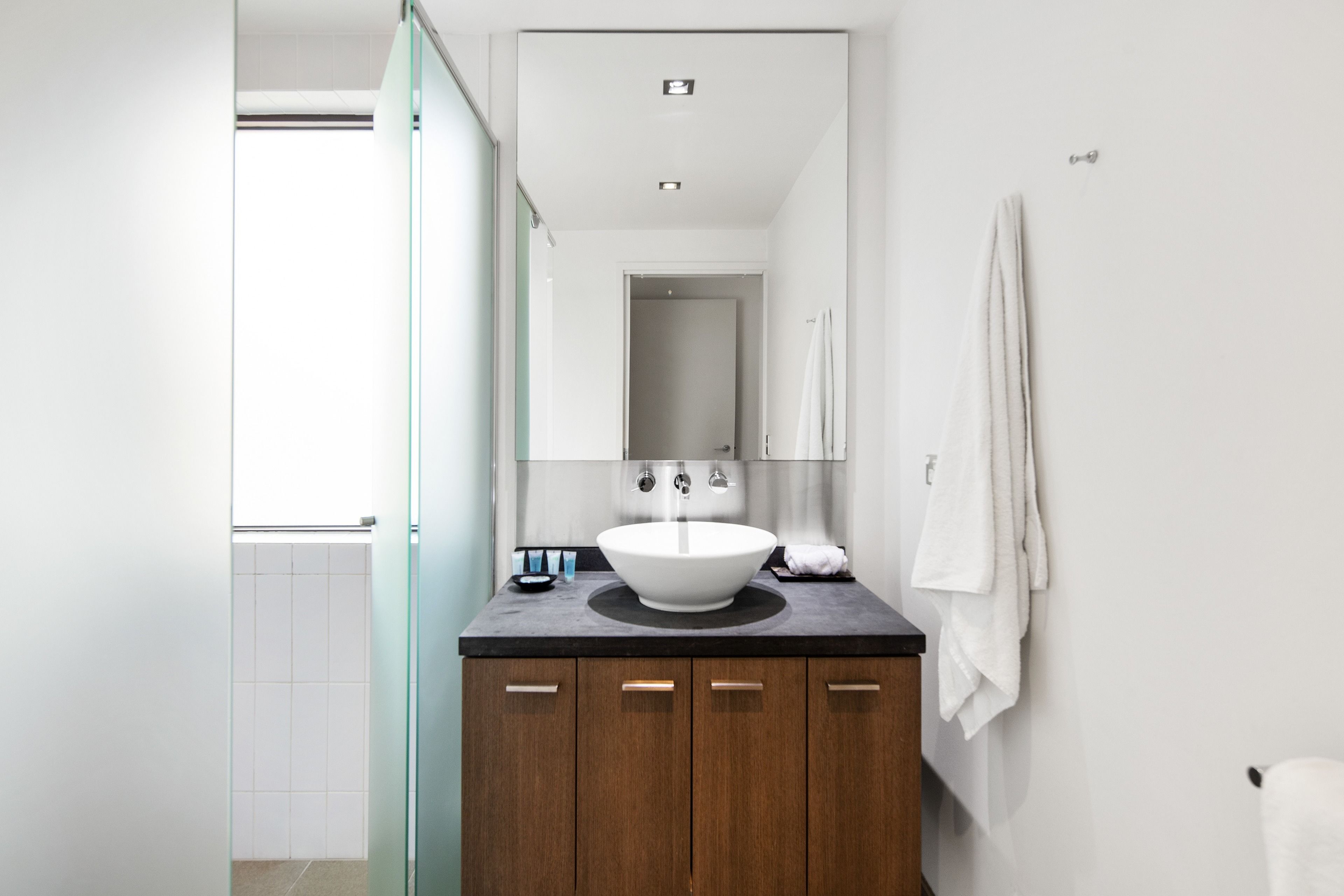 Temple 221 2BR Resort Spa Apartment