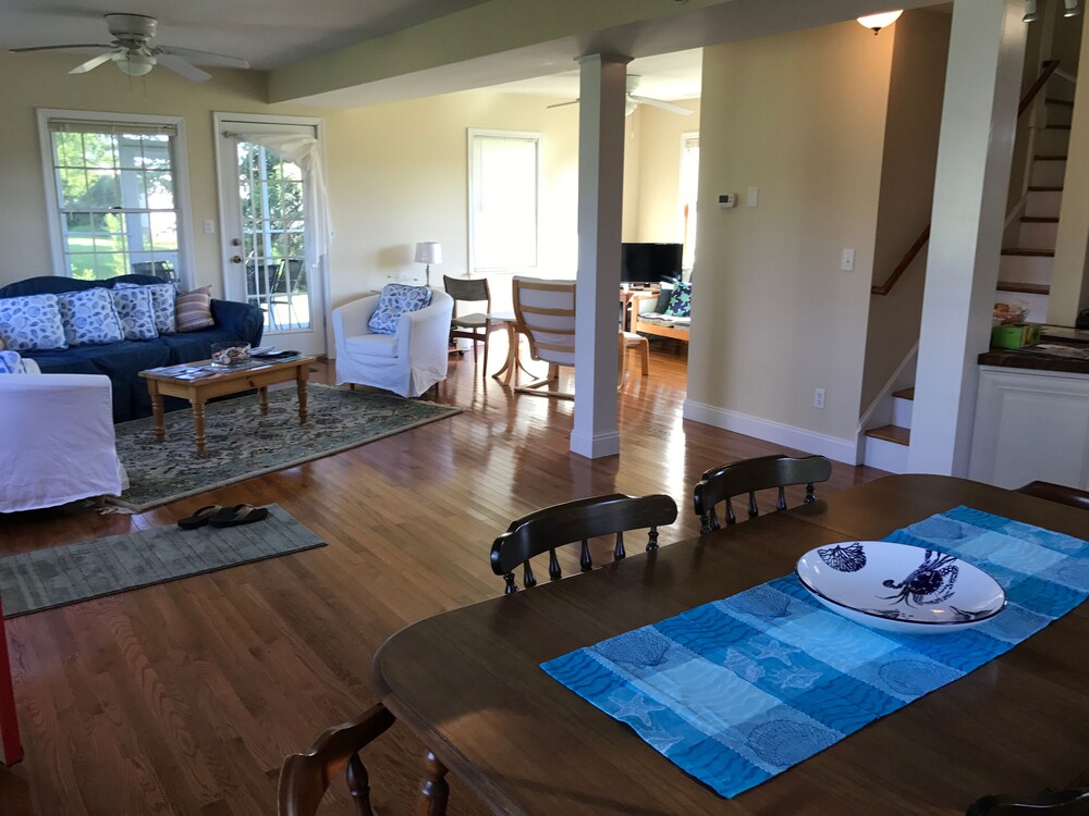 Waterfront Relax Recharge Getaway Bird Fish Paddle Beach Stargaze Screen Porch In Deal Island Hotel Rates Reviews On Orbitz