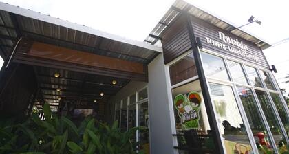 Oak Nat Coffee and Resort