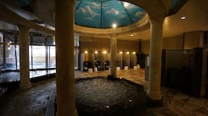 室內水療浴池