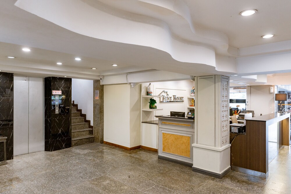 Benz House In Bangkok Hotel Rates Reviews On Orbitz Benz House In Bangkok Hotel Rates Reviews On Orbitz