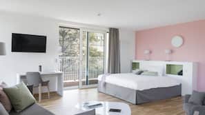 In-room safe, desk, blackout drapes, soundproofing