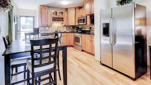 Fridge, oven, coffee/tea maker, toaster