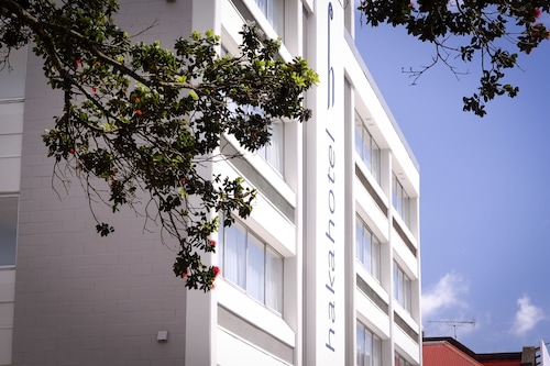 Piha Hostels 10 Best Youth Hostels For Backpackers Students Wotif