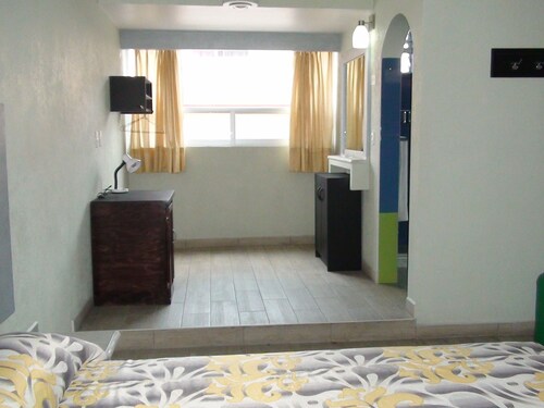 Hotels Near Levita Centro De Escalada 13 Ebookers Com