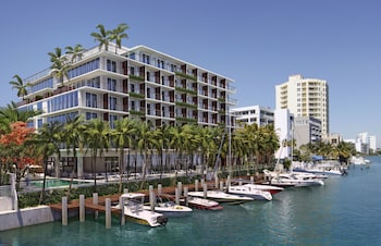 Miami Vacation Packages Find Deals And Book Vacations Hotwire Miami Flight Hotel Packages Grand Beach Bay Harbor