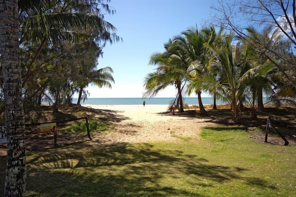 Oceansprey On The Beach