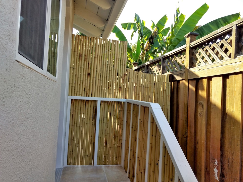 New Design Studio Close to the Beach