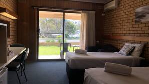 Iron/ironing board, free WiFi, linens