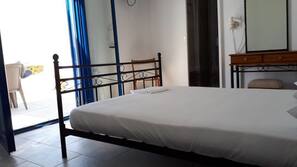 Free cribs/infant beds, free WiFi, linens