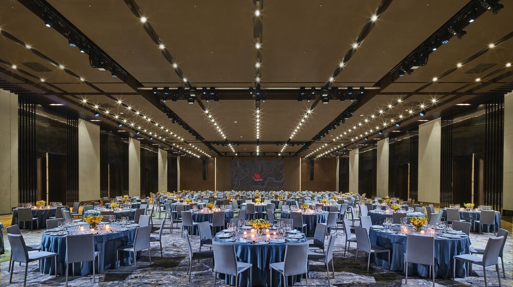 Marriott Jeju Shinhwa World Hotels Resorts In Seogwipo Best Rates Deals On Orbitz