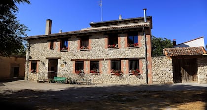 Hotel Rural Tirontillana