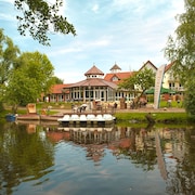 𝗧𝗢𝗣 𝟭𝟬 𝗛𝗼𝘁𝗲𝗹𝘀 𝗶𝗻 Neuwerk 2019 Expedia India