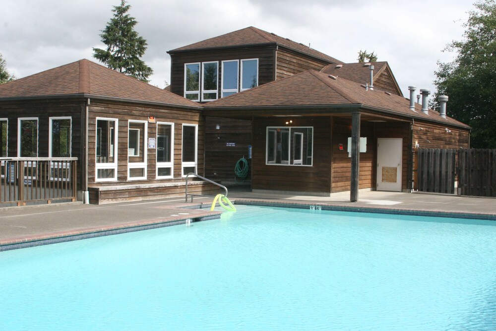 Paradise Cove Rv Resort Marina Rockaway Beach Usa