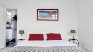 1 bedroom, premium bedding, individually decorated
