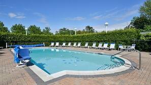 Seasonal outdoor pool