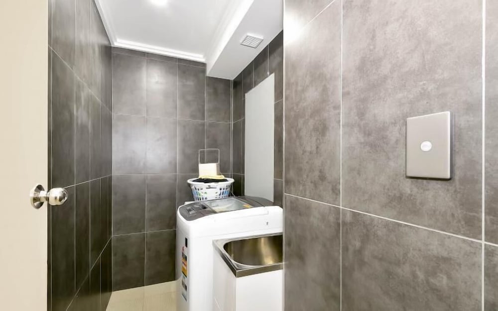 Regency Court- Absolute Beachfront