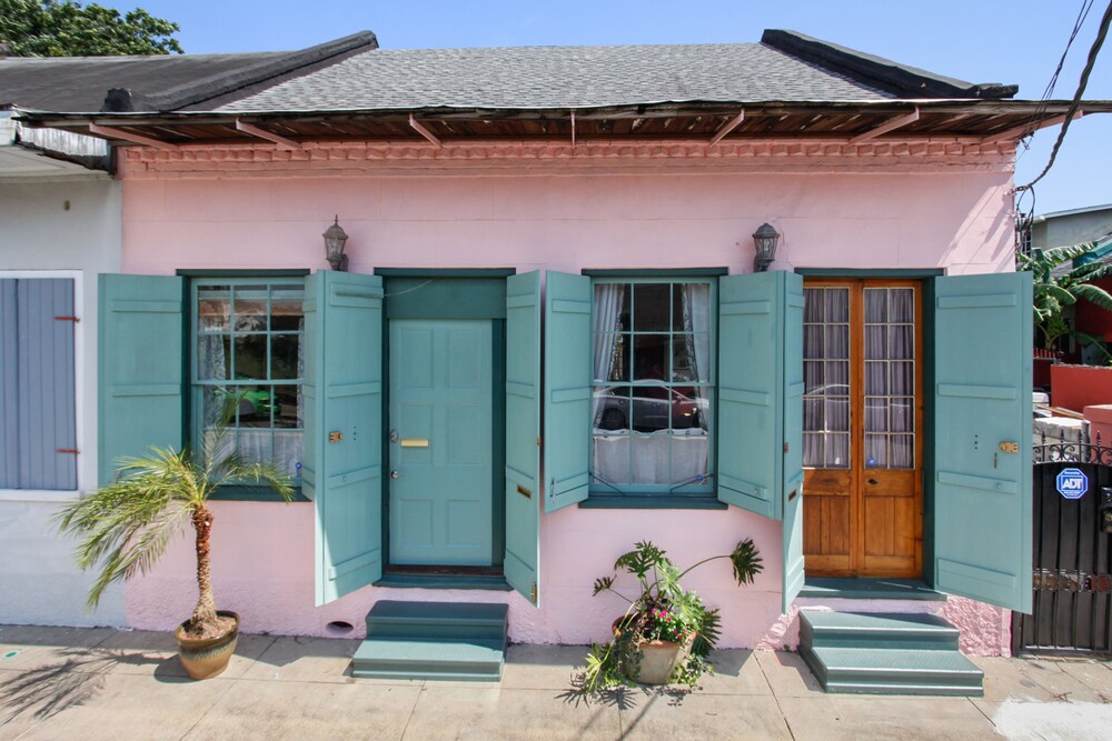 Charmed History Treme Creole Cottage One Block From French