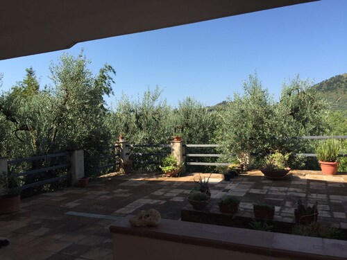 Hotels Near Fondi Baronial Castle Top 10 By Villa Regina