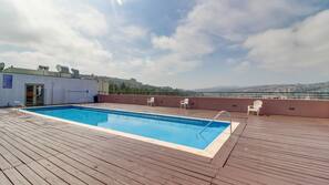 Piscina externa sazonal