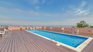 Piscina externa sazonal