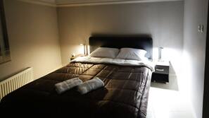 Premium bedding, minibar, iron/ironing board, free cribs/infant beds