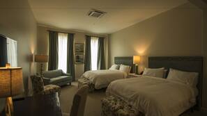 Egyptian cotton sheets, premium bedding, pillowtop beds, desk