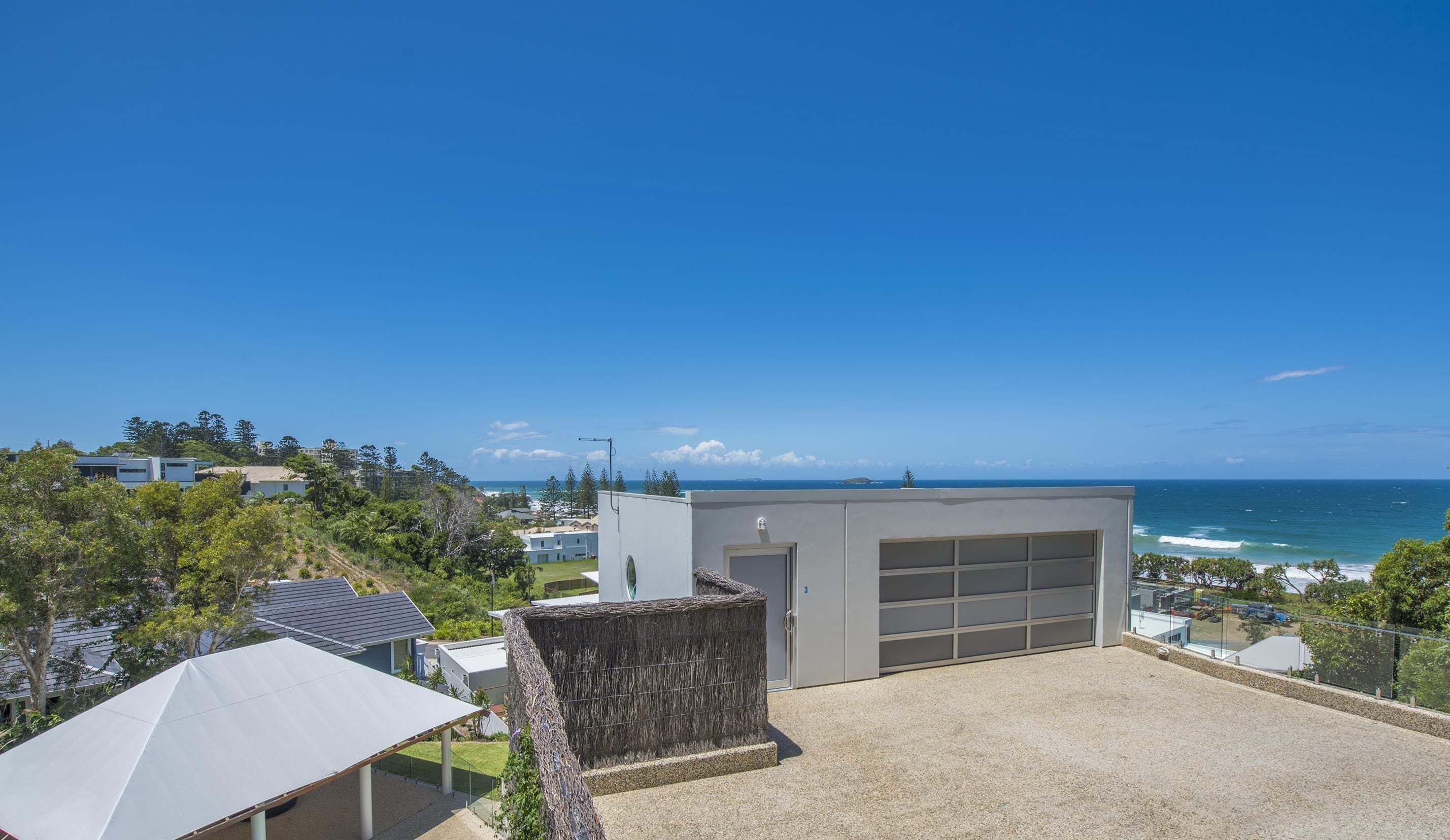 Beachy Coastal Retreat