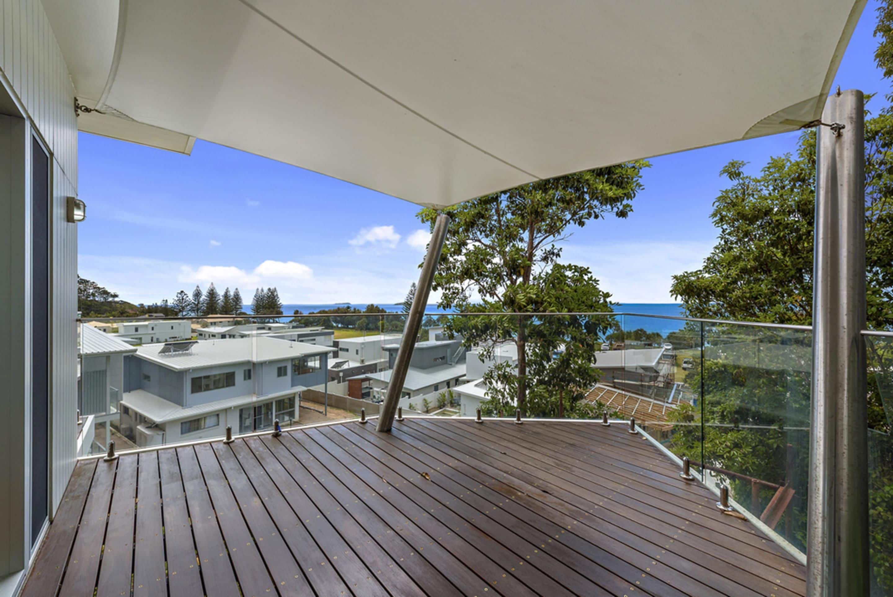 Beachy Coastal Retreat