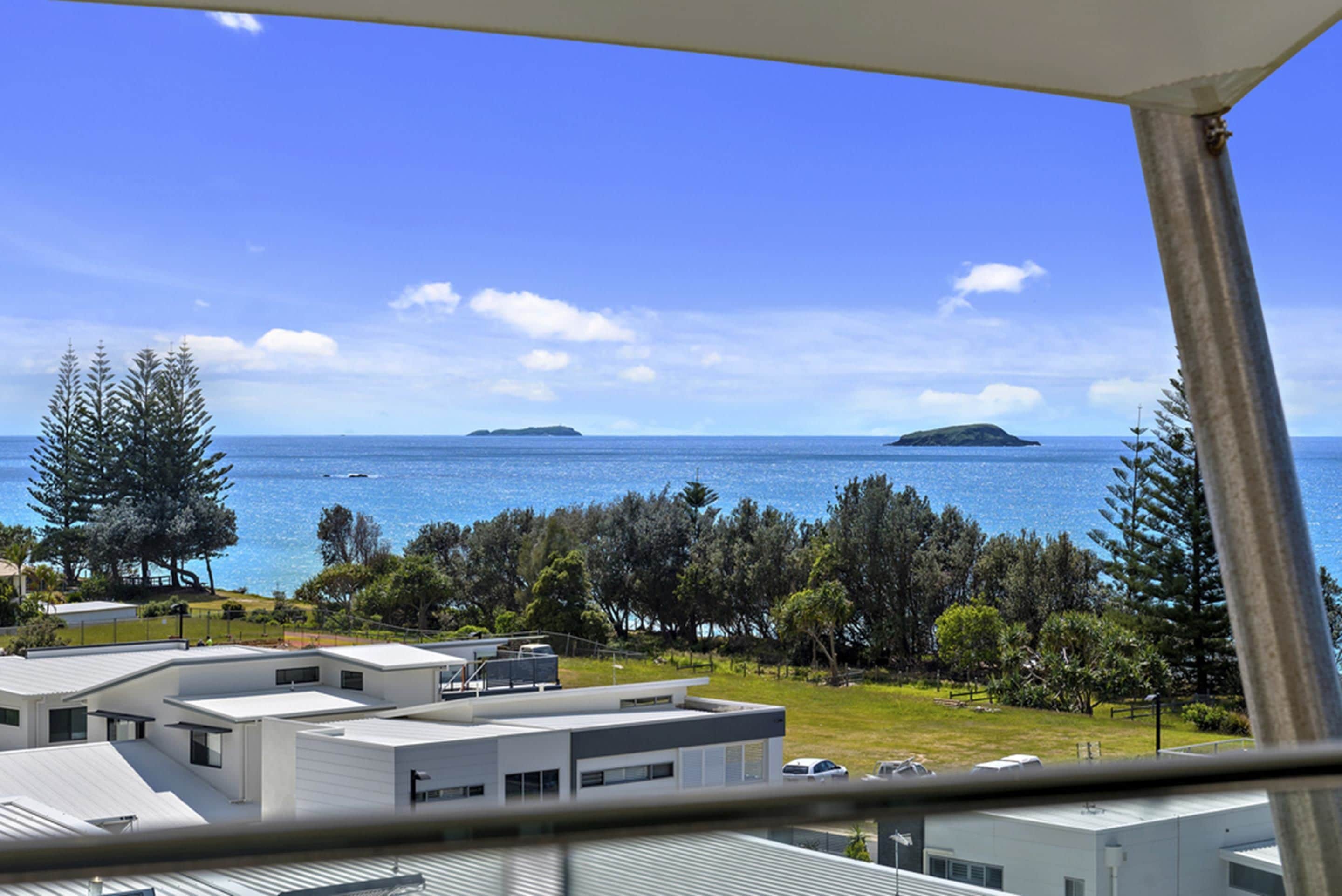 Beachy Coastal Retreat