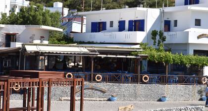 Paralia Rooms