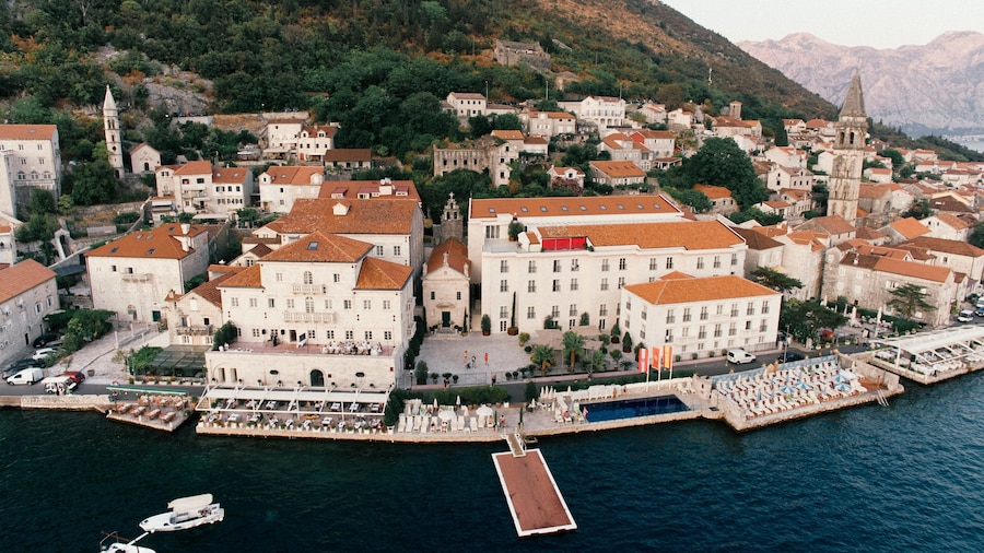 Heritage Grand Perast