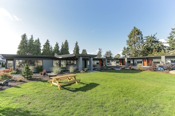 hotels in bellingham wa near airport