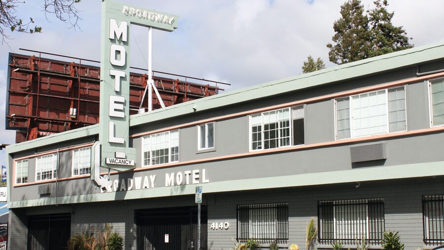 Broadway Motel
