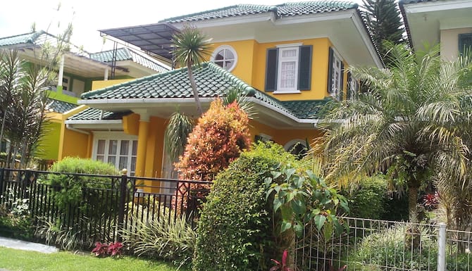 Villa Puncak Resort In Cipanas Indonesia Expedia