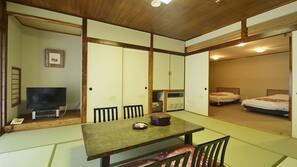 In-room safe, desk, free WiFi, wheelchair access