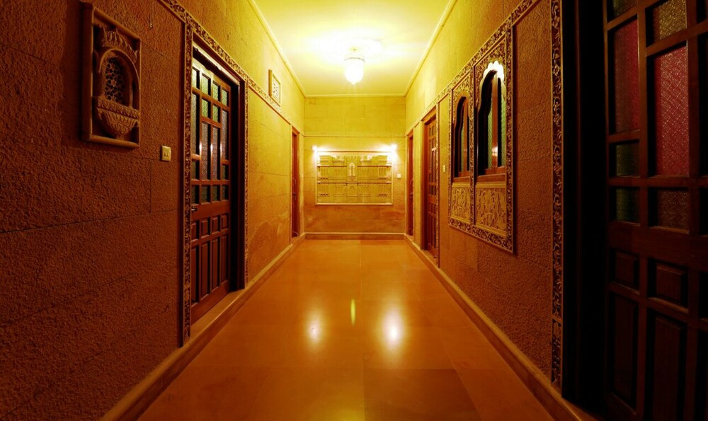 Lobby, Hotel Lal Garh Fort And Palace