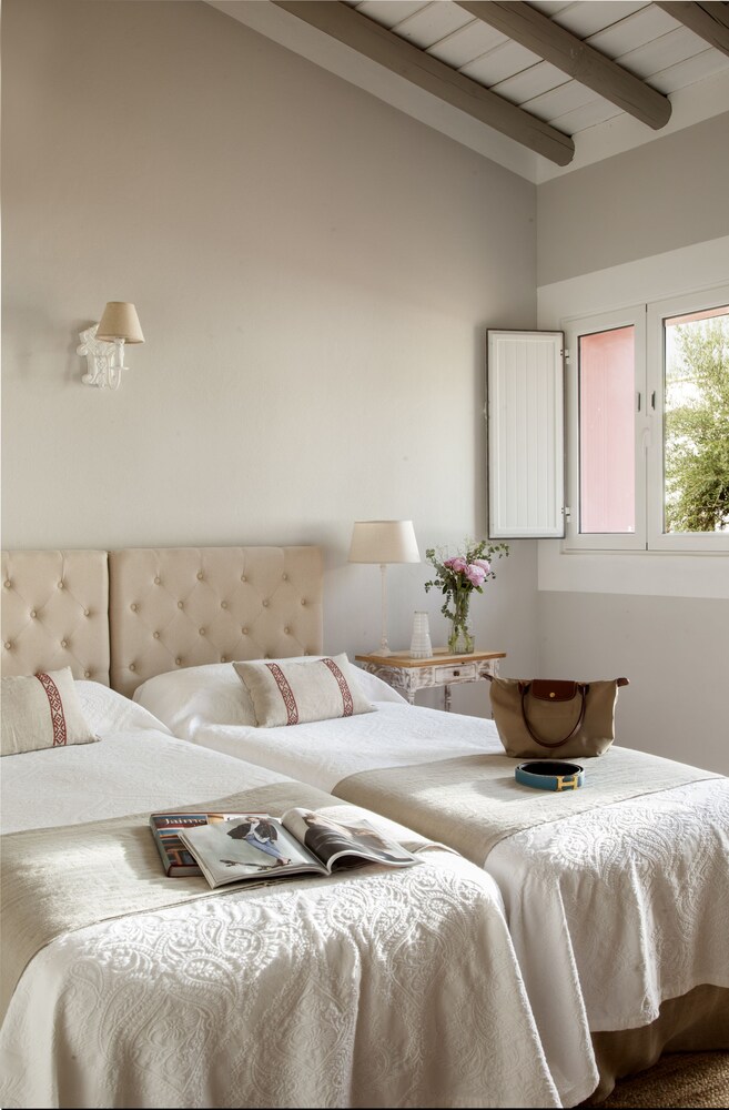 Hotel & Croquet Club Quinta da Chamine Deals & Reviews (Ferreira do