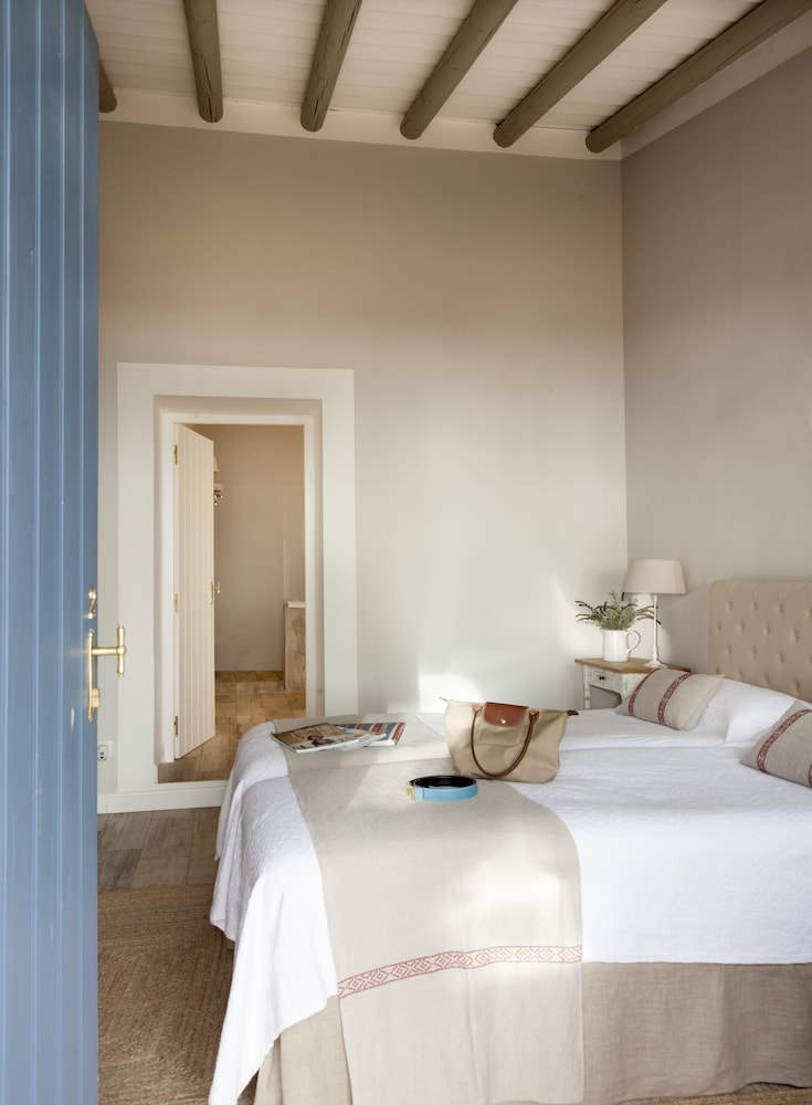 Hotel & Croquet Club Quinta da Chamine Deals & Reviews (Ferreira do