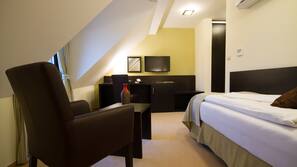 Minibar, in-room safe, desk, blackout curtains