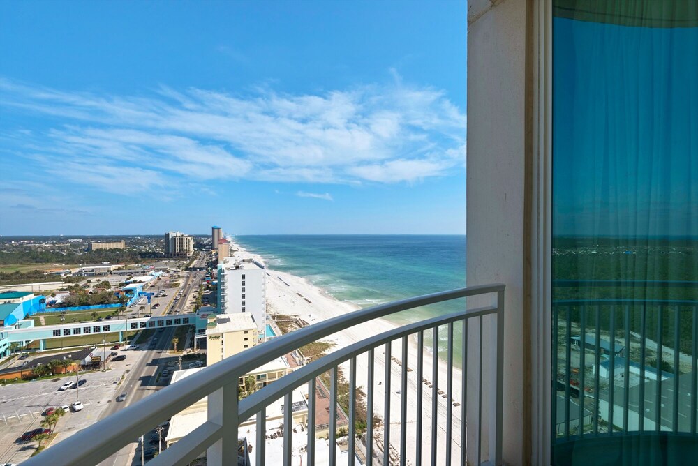 1901 - 3 bedrooms 3 bathrooms. Living Room and Master Bedroom Face the Gulf!