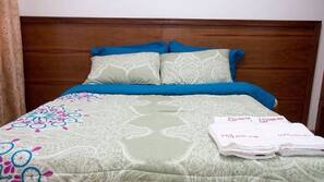 Desk, iron/ironing board, rollaway beds, free WiFi