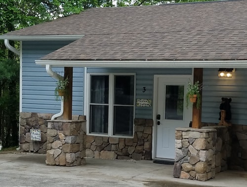 Best East Flat Rock Cottages For 2020 Find Cheap 55 Cottage