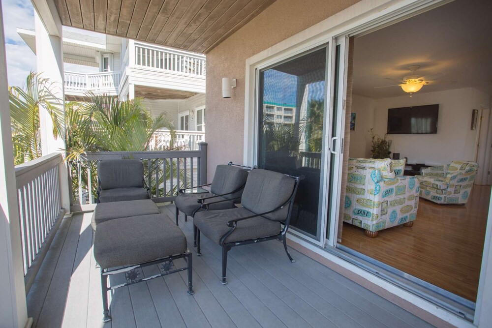 The Beach House Hotel Treasure Island